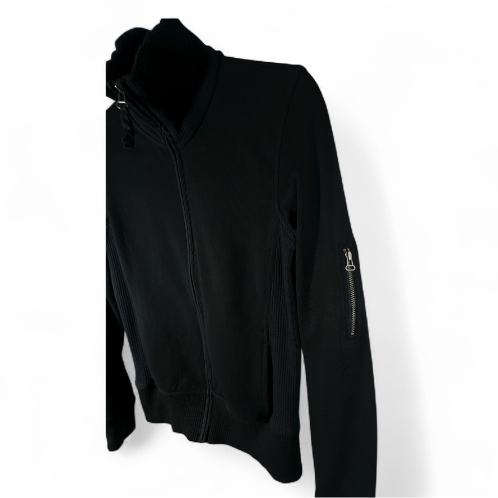 GAP body Black Zip Up sweater ribbed stretch material for added comfort Size XS - Picture 2 of 5